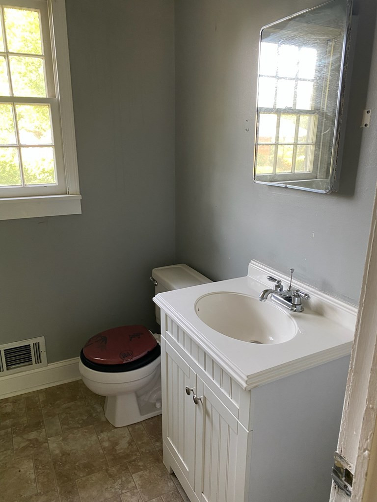 5402 Oakcrest Road Sumter, SC 29154 - Photo 7 of 21