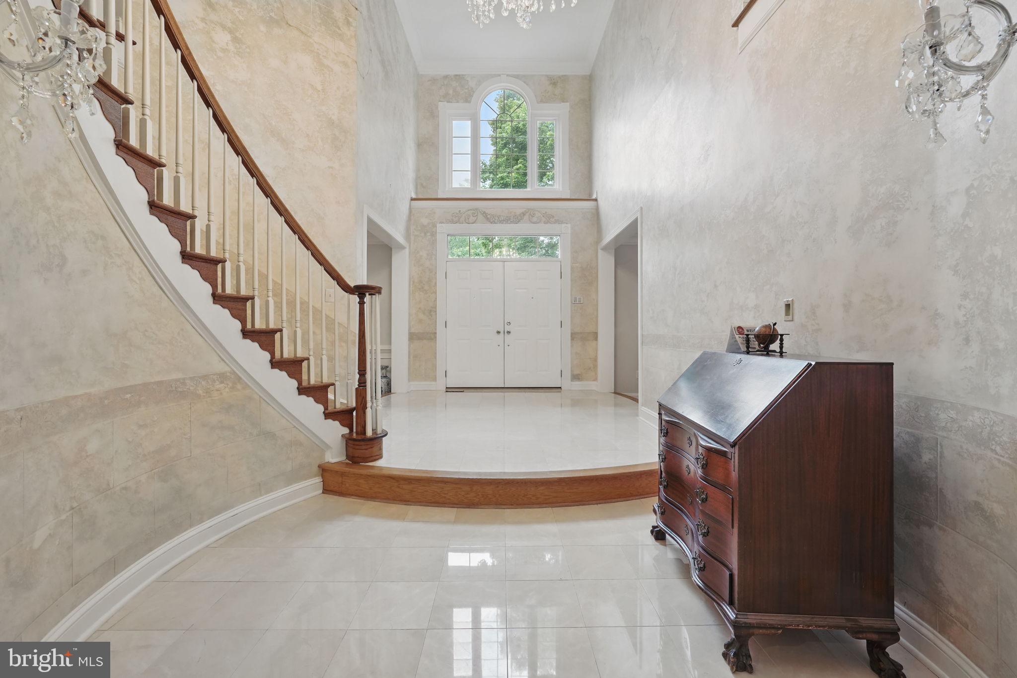 1813 Solitaire Lane McLean, VA 22101 - Photo 7 of 33