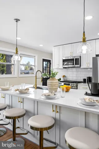 $599,900 | 1811 Vista Lane, Lutherville-Timonium, MD 21093