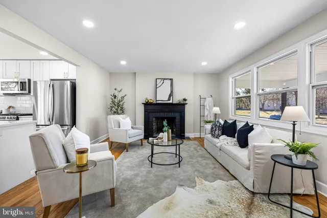 $599,900 | 1811 Vista Lane, Lutherville-Timonium, MD 21093