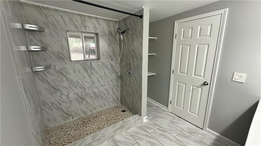1770 Springview Road Northwest Atlanta, GA 30314 - Photo 19 of 30