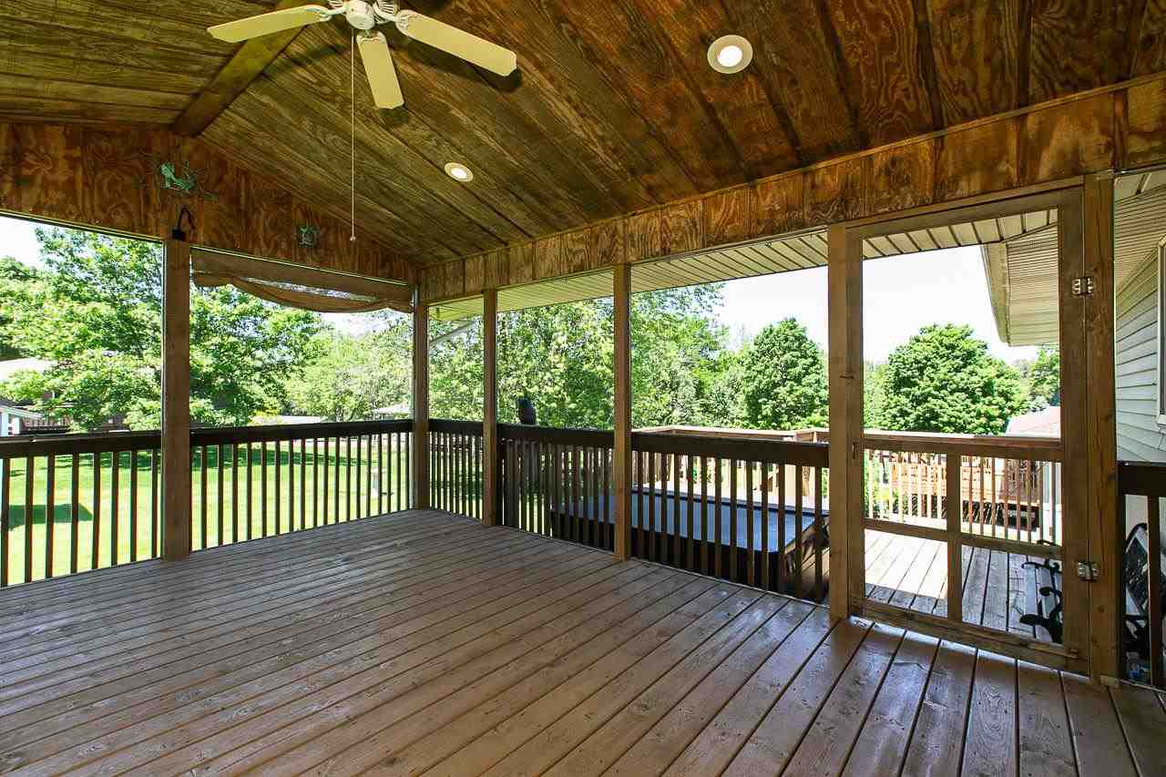 2655 Springreen Drive Dubuque, IA 52002 - Photo 11 of 31 Gallery Image 11