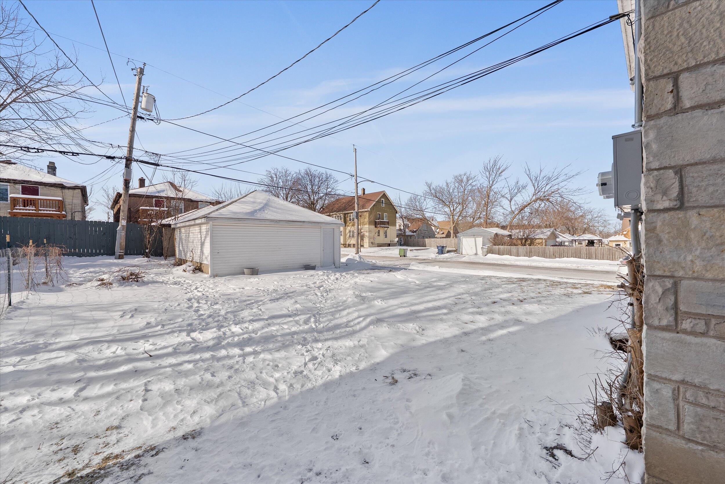 2977 North 61st Street Milwaukee, WI 53210 - Photo 20 of 20 20-Backyard View