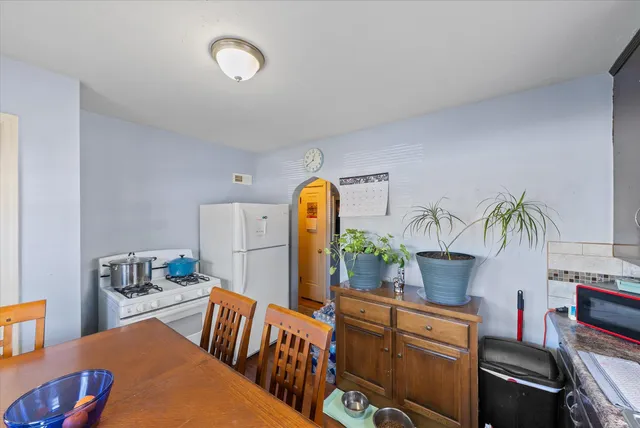 $194,100 | 2977 North 61st Street, Milwaukee, WI 53210