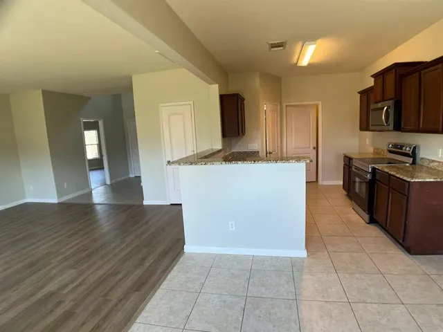 $2,095 | 312 Magnolia Drive, Princeton, TX 75407