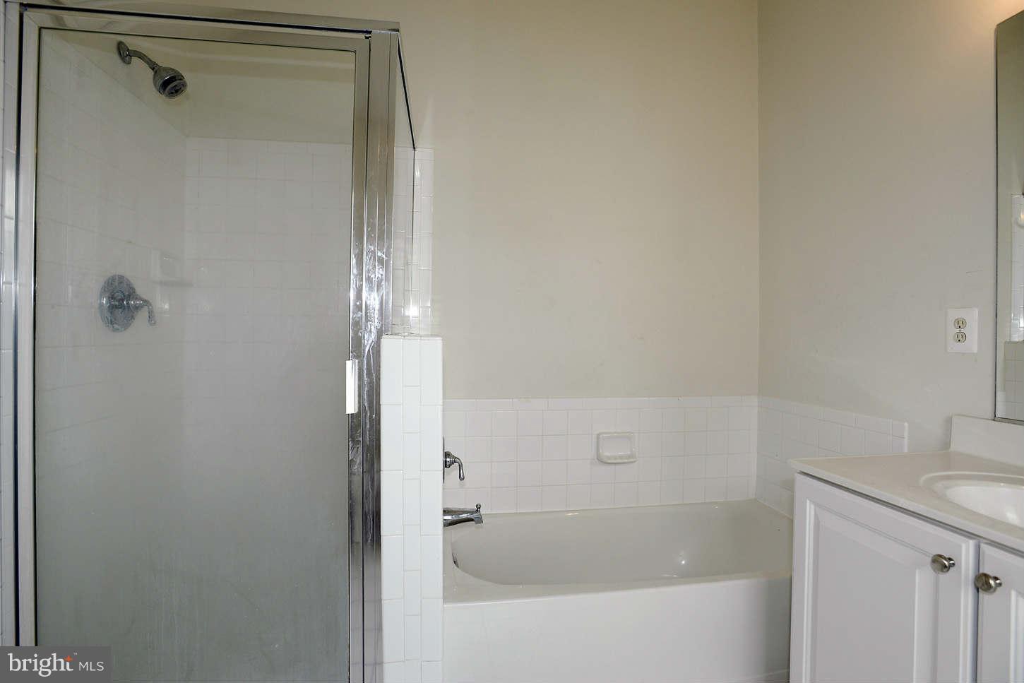 11343 King George Drive, Unit 9 Silver Spring, MD 20902 - Photo 22 of 30 Bedroom (Master)