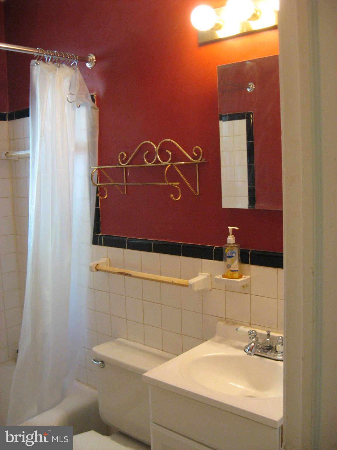 12304 Goodhill Road Silver Spring, MD 20902 - Photo 22 of 30 Bath