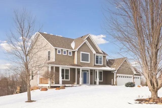 $849,000 | 19750 Hills Of Claire Avenue, Prior Lake, MN 55372