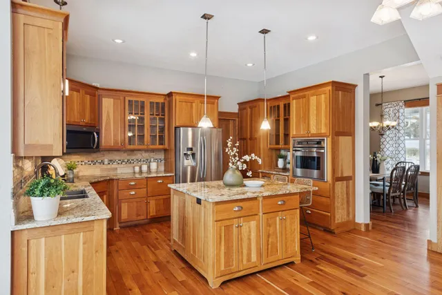 $849,000 | 19750 Hills Of Claire Avenue, Prior Lake, MN 55372