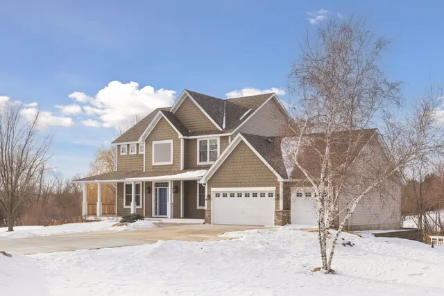 $849,000 | 19750 Hills Of Claire Avenue, Prior Lake, MN 55372