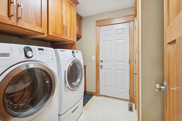 $849,000 | 19750 Hills Of Claire Avenue, Prior Lake, MN 55372