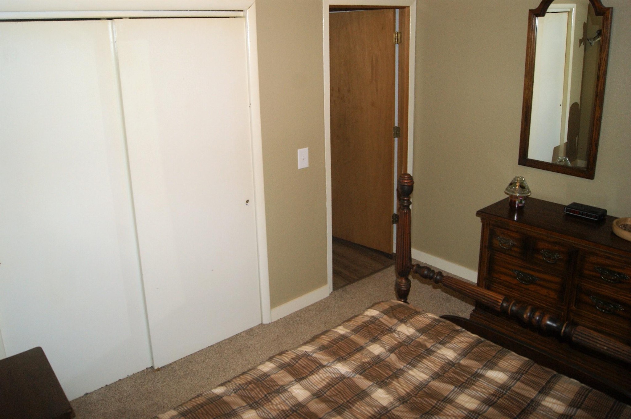 5552 Niles Ferry Road Greenback, TN 37742 - Photo 20 of 30 a view of a bedroom with wooden floor