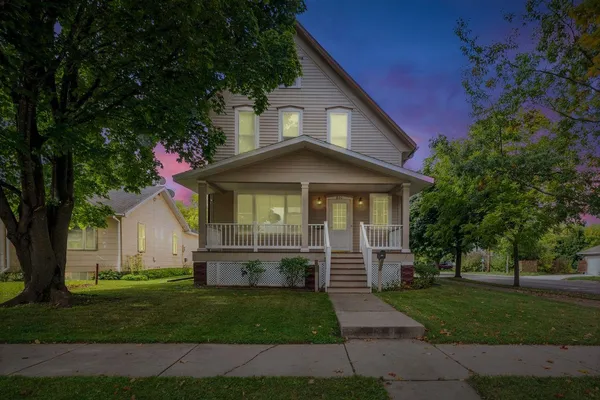 $249,900 | 801 9th Avenue West, Ashland, WI 54806