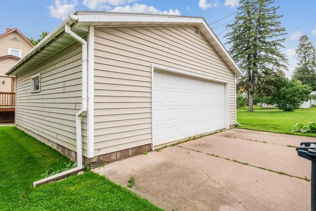 $269,000 | 801 9th Avenue West, Ashland, WI 54806