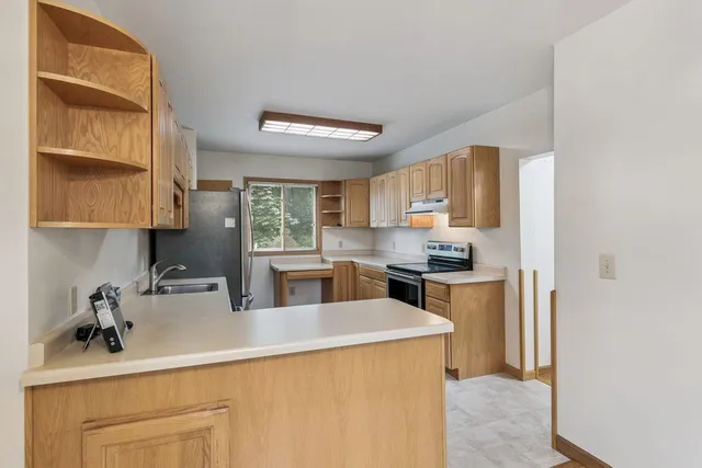 $269,000 | 801 9th Avenue West, Ashland, WI 54806