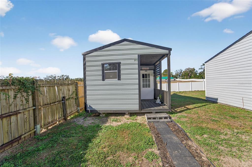 1009 Lenna Avenue Seffner, FL 33584 - Photo 38 of 68