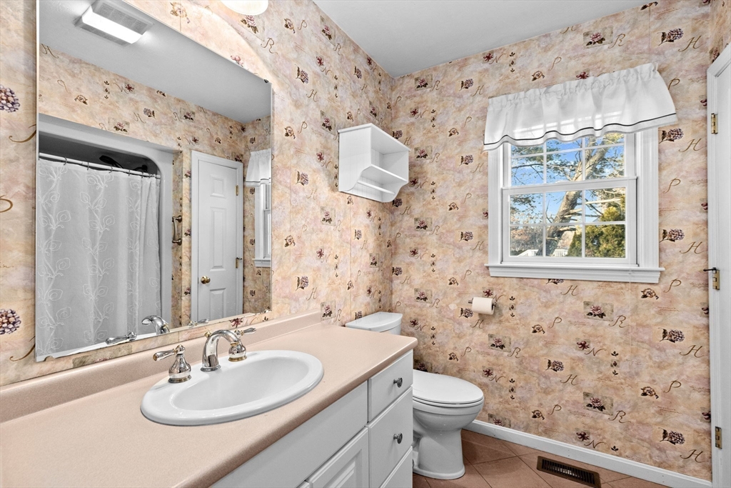 17 Red Mill Road Bridgewater, MA 02324 - Photo 31 of 42 Gallery Image 31