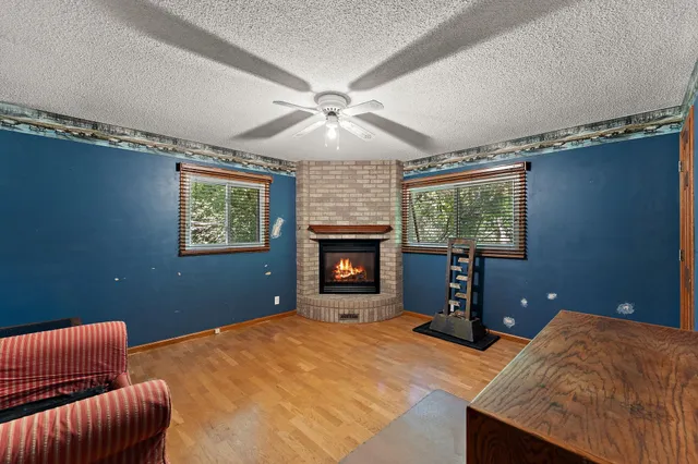 $450,000 | 2300 Pagel Road, Mendota Heights, MN 55120