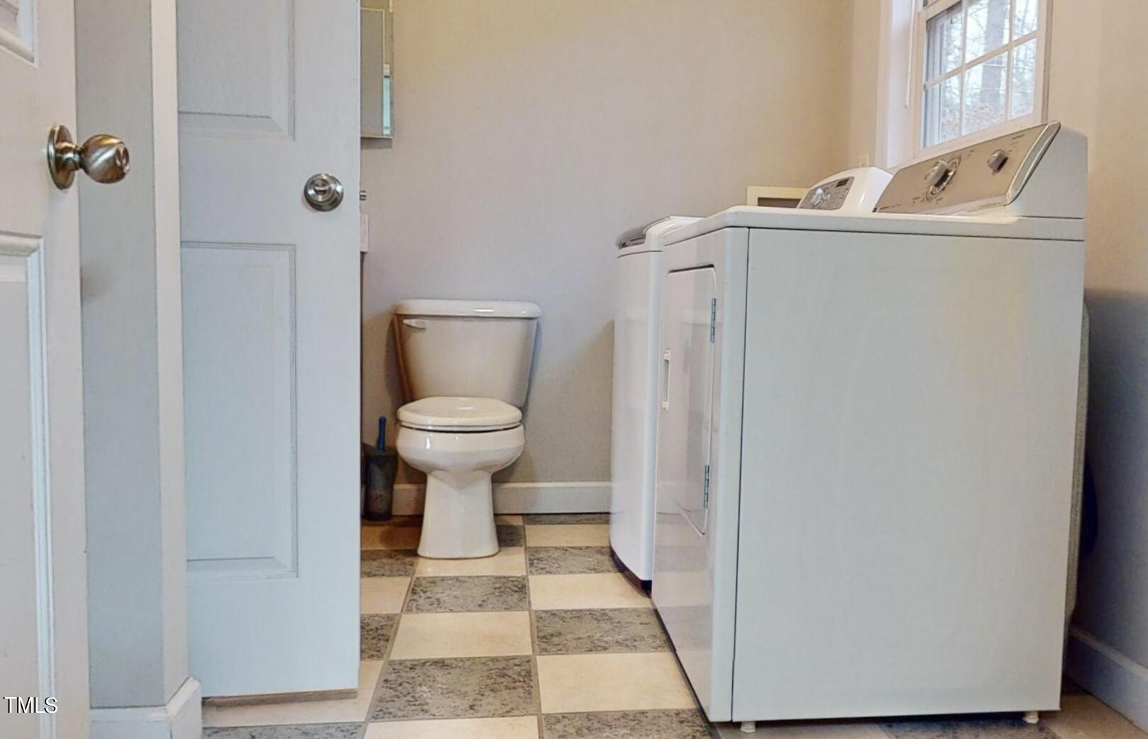 131 Brookfield Circle Sanford, NC 27330 - Photo 38 of 46 a bathroom with a sink toilet and shower