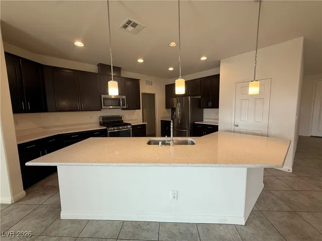 $2,750 | 12233 Argent Bay Avenue, Las Vegas, NV 89138