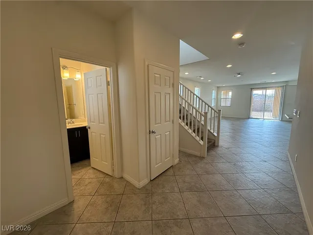 $2,750 | 12233 Argent Bay Avenue, Las Vegas, NV 89138