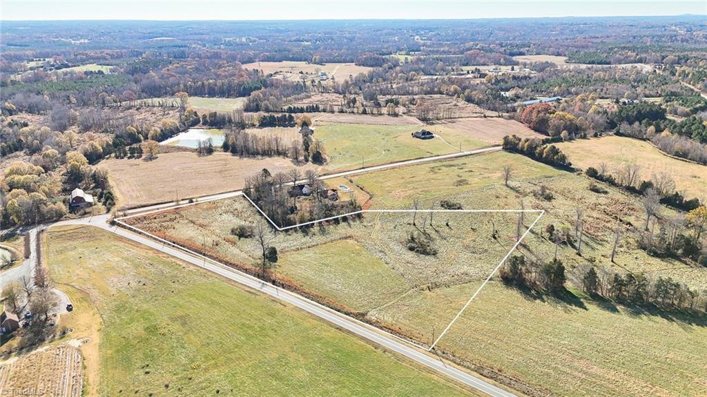 6670 Phillippi Road Liberty, NC 27298 - Photo 2 of 18