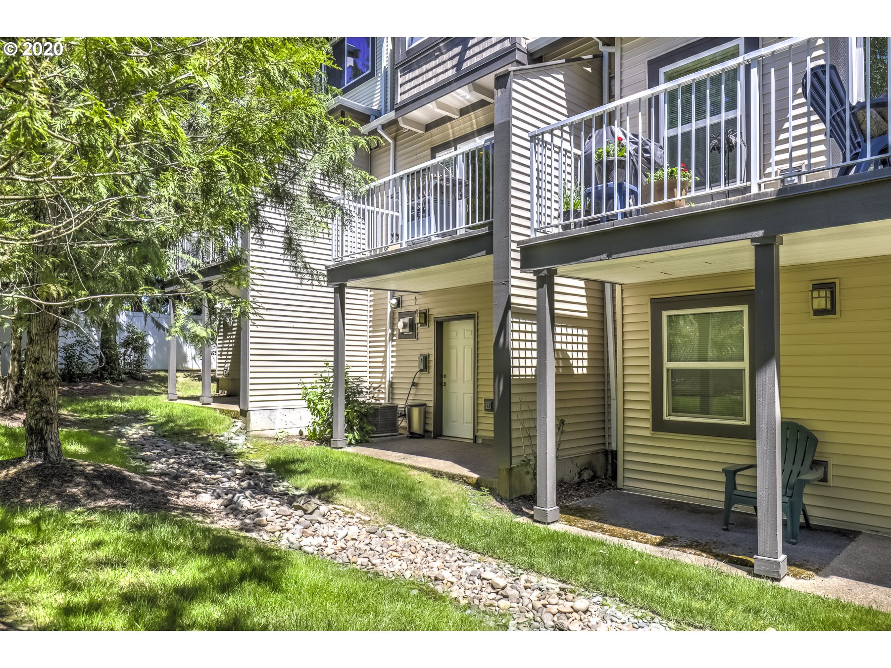 13950 Southwest Scholls Ferry Road, Unit 102 Beaverton, OR 97007 - Photo 29 of 32 Gallery Image 29
