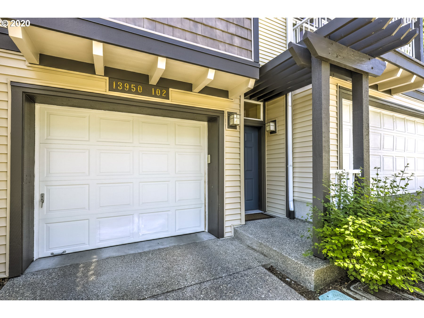 13950 Southwest Scholls Ferry Road, Unit 102 Beaverton, OR 97007 - Photo 4 of 32 Gallery Image 4