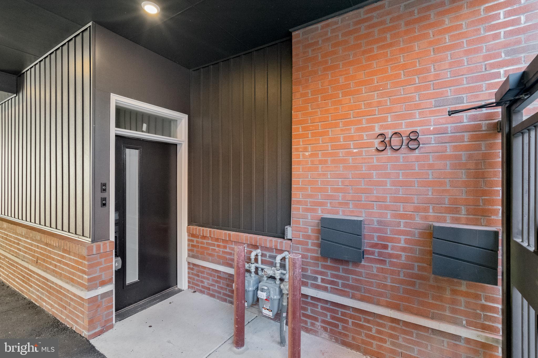 308 Reed Street, Unit 2 Philadelphia, PA 19147 - Photo 17 of 18