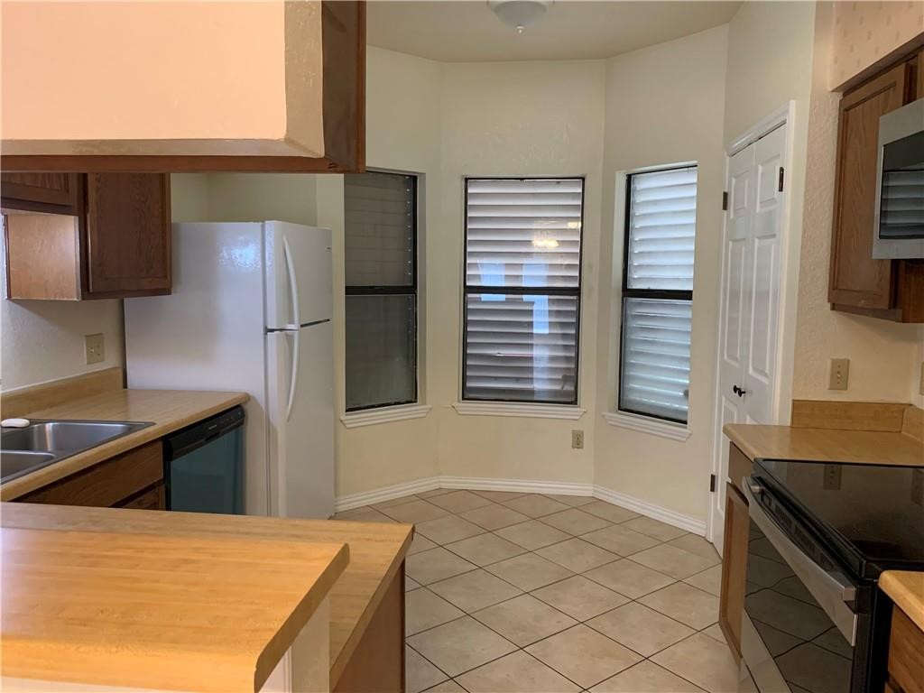 2936 St Joseph Street, Unit L Corpus Christi, TX 78418 - Photo 5 of 15