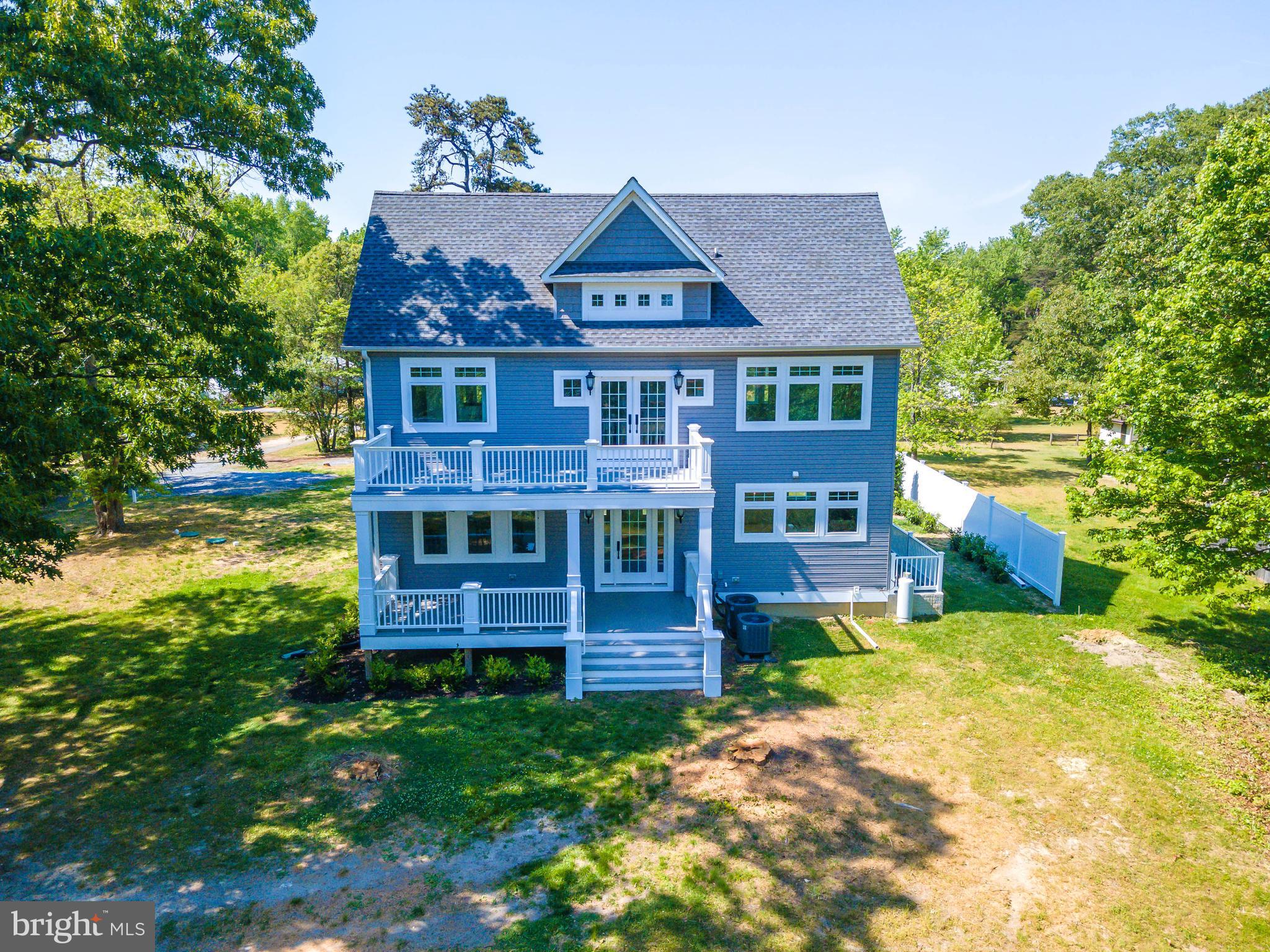 266 North Ferry Point Road Pasadena, MD 21122 - Photo 23 of 42 New landscaping and privacy fence