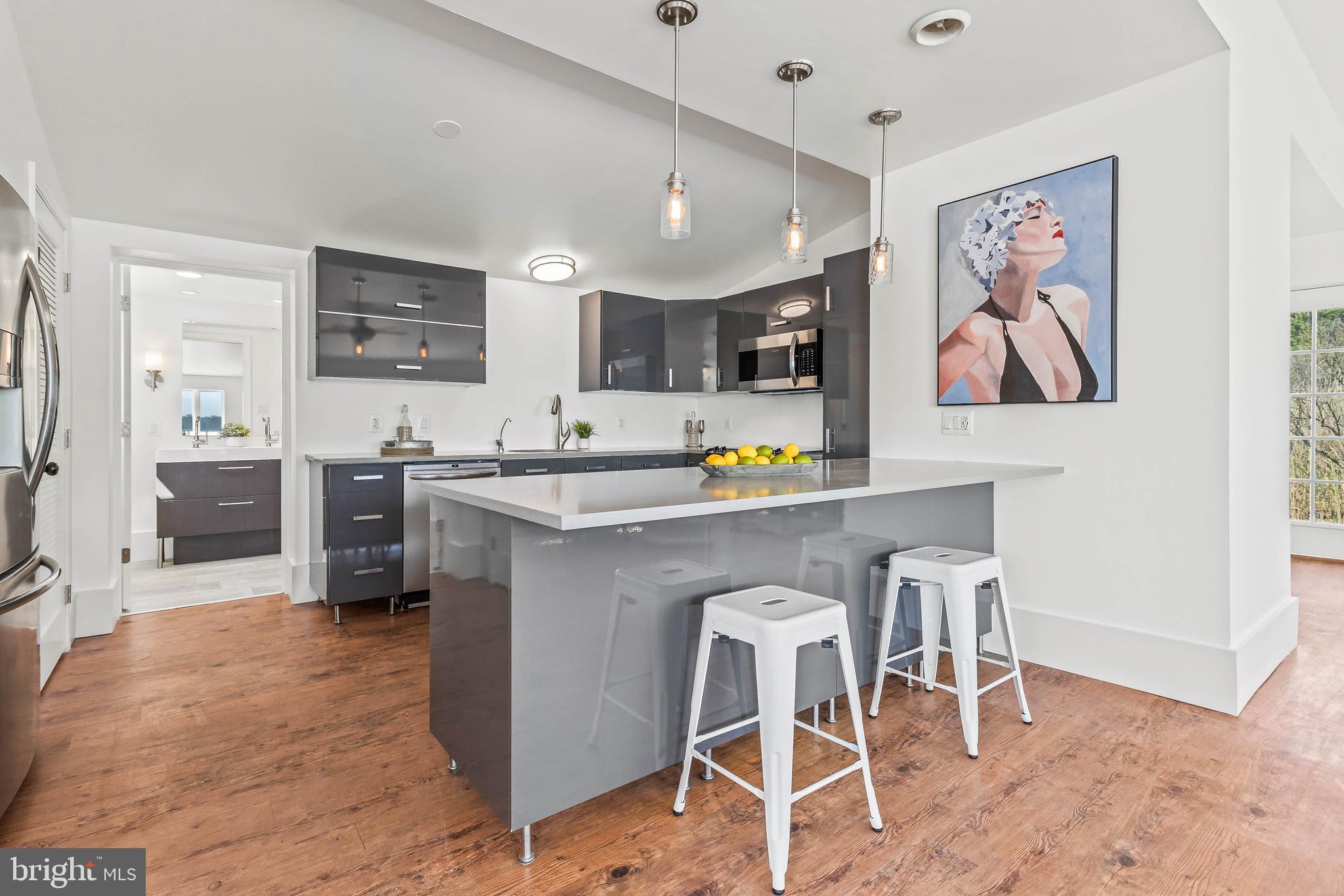 266 North Ferry Point Road Pasadena, MD 21122 - Photo 28 of 42 Plenty of seating at the bar