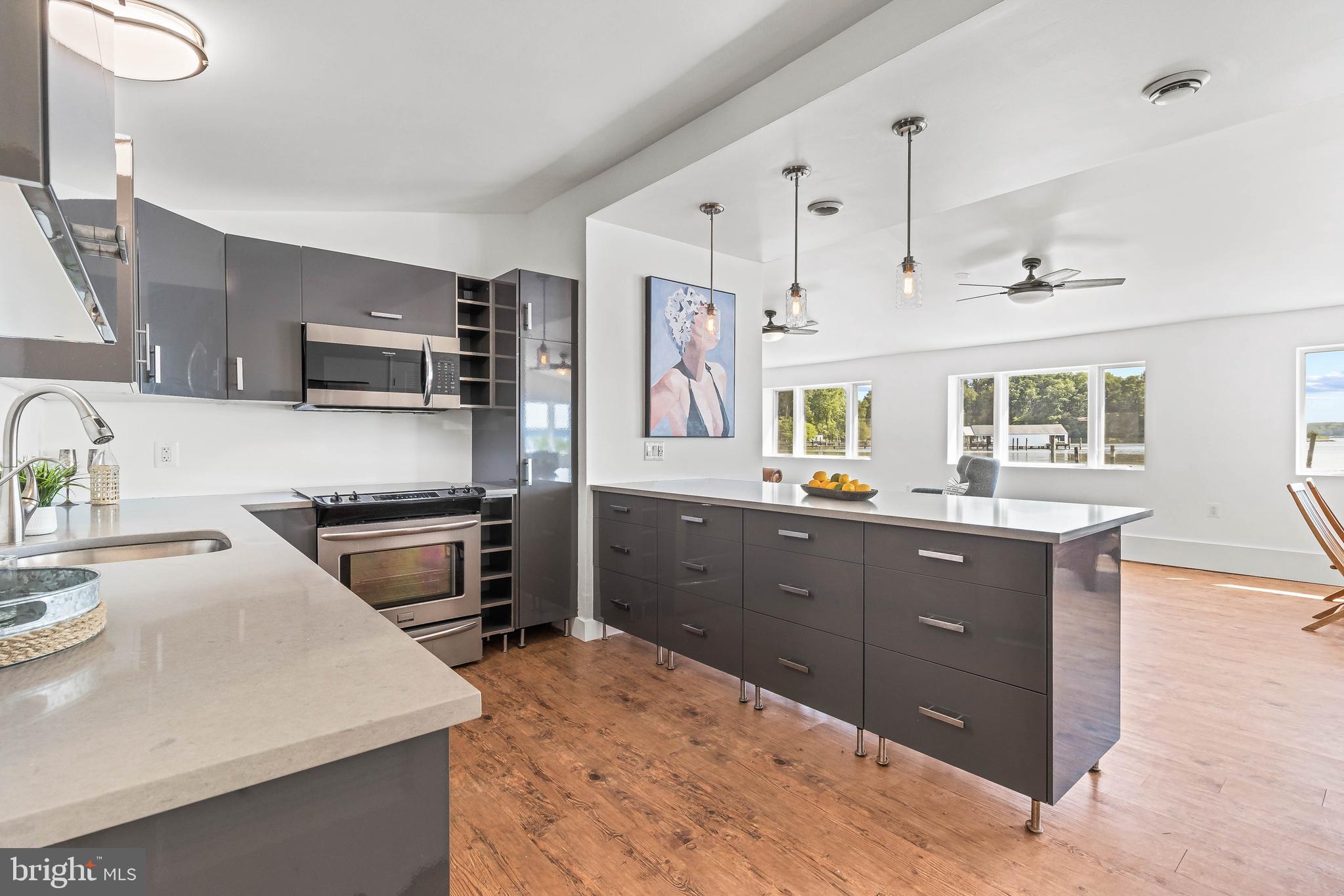 266 North Ferry Point Road Pasadena, MD 21122 - Photo 29 of 42 Fully equipped Kitchen for easy entertaining
