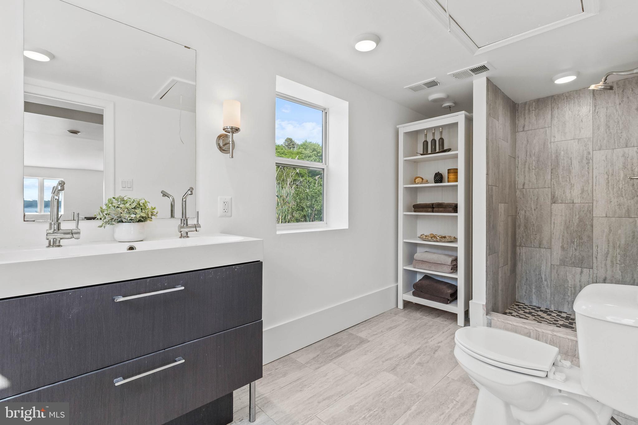 266 North Ferry Point Road Pasadena, MD 21122 - Photo 32 of 42 Full Bath