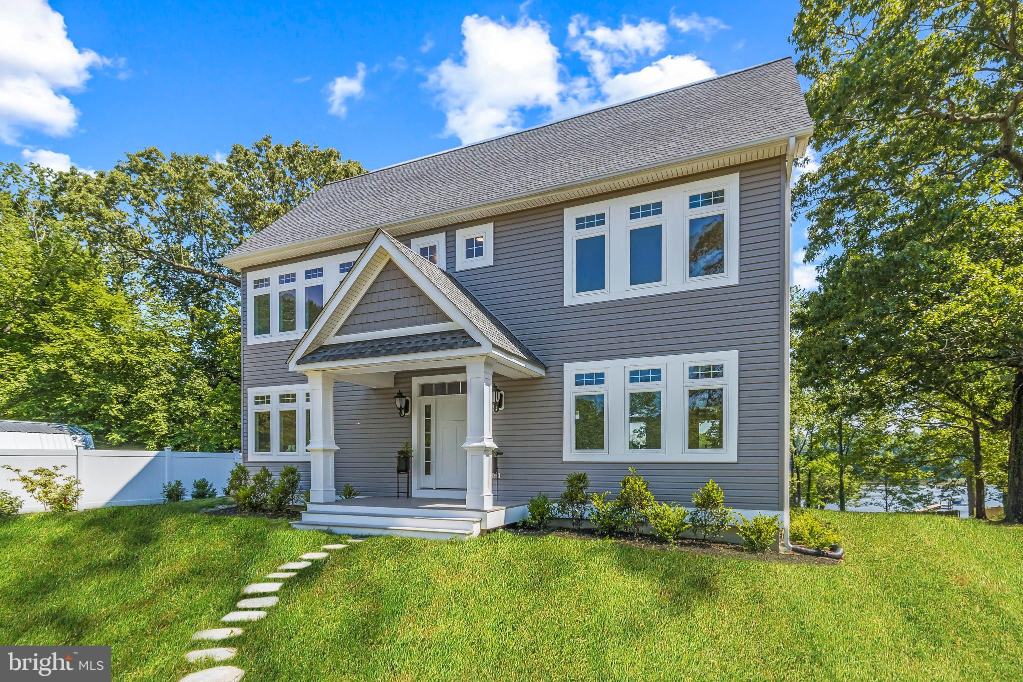 266 North Ferry Point Road Pasadena, MD 21122 - Photo 7 of 42 Inviting Front porch
