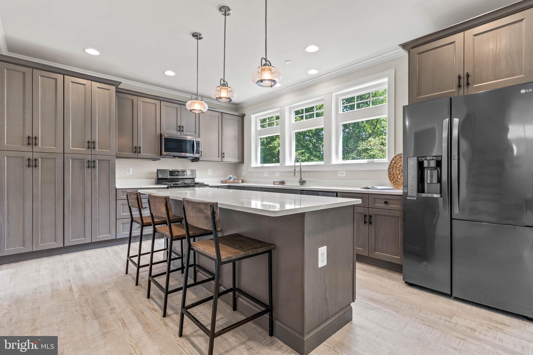 266 North Ferry Point Road Pasadena, MD 21122 - Photo 9 of 42 Gourmet Kitchen