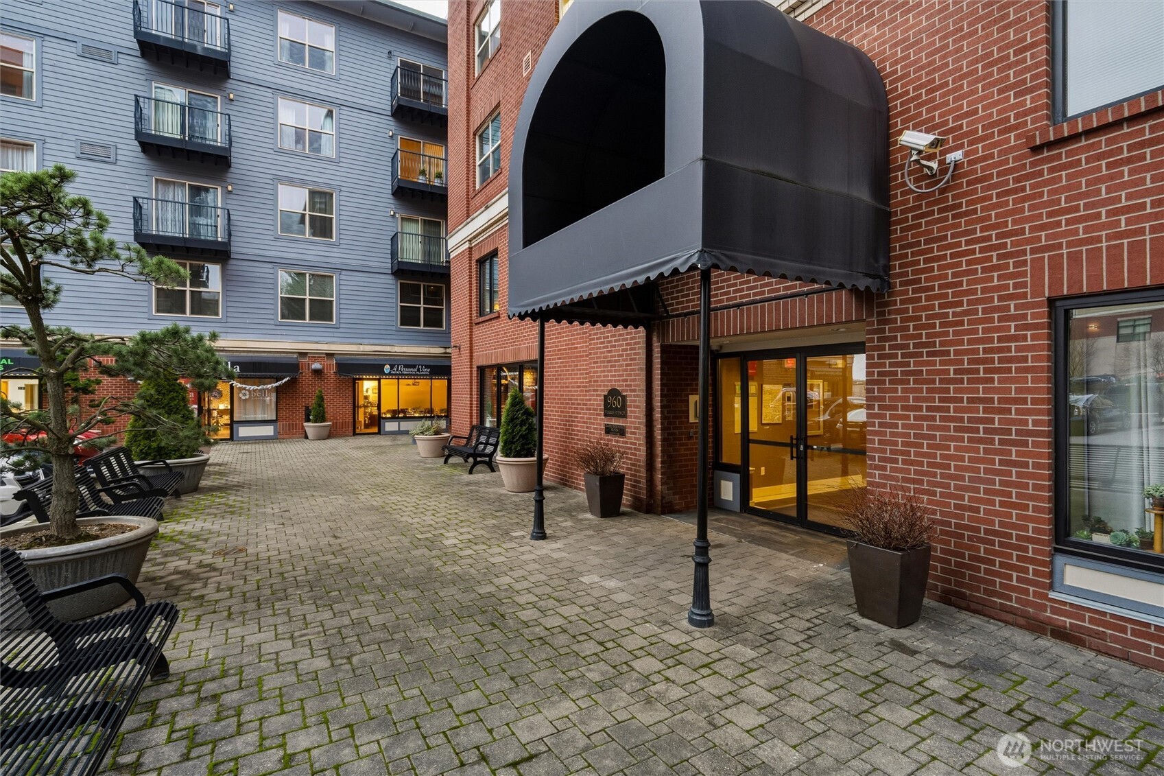 960 Harris Avenue, Unit 307 Bellingham, WA 98225 - Photo 26 of 38