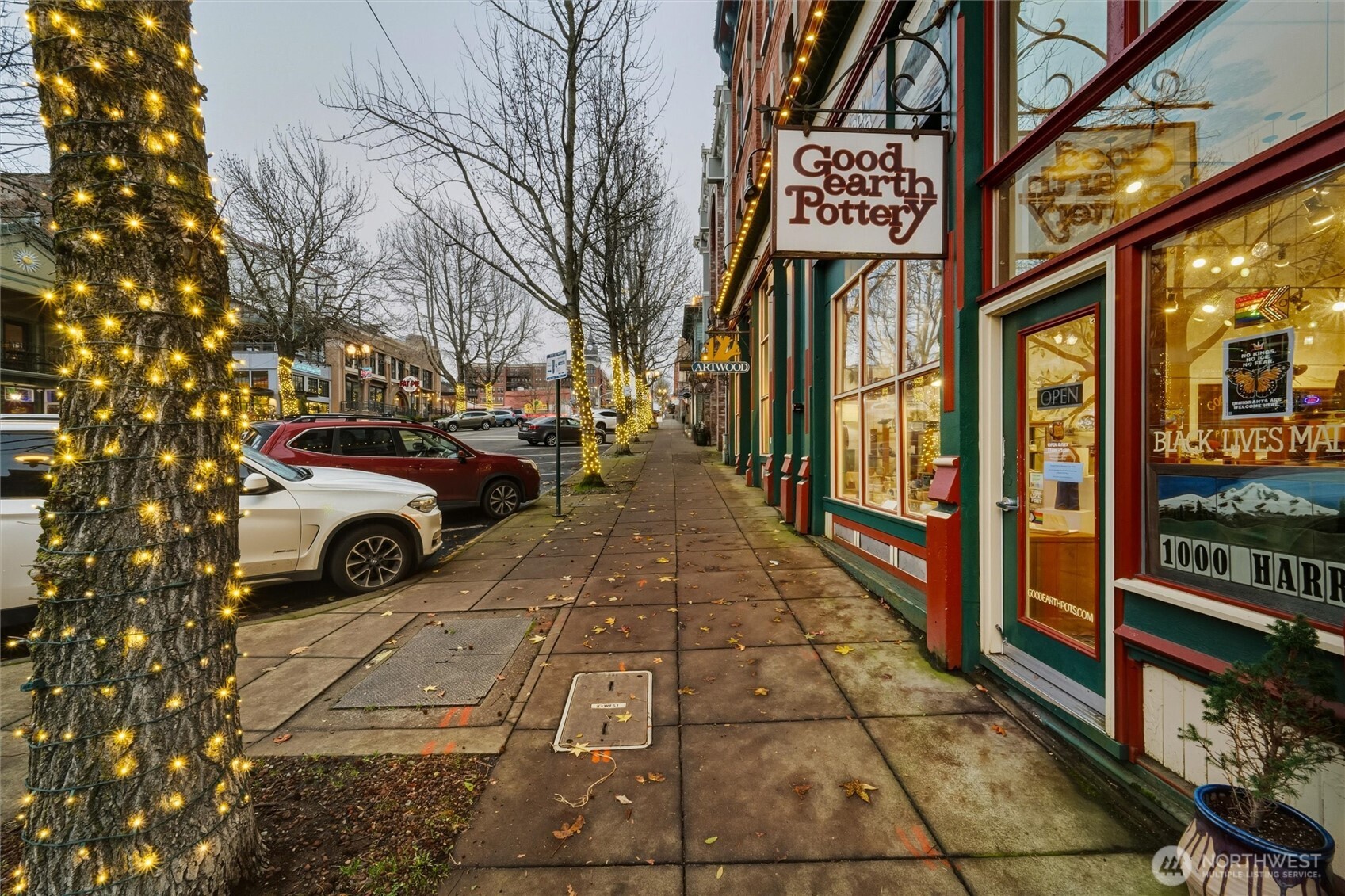 960 Harris Avenue, Unit 307 Bellingham, WA 98225 - Photo 32 of 38