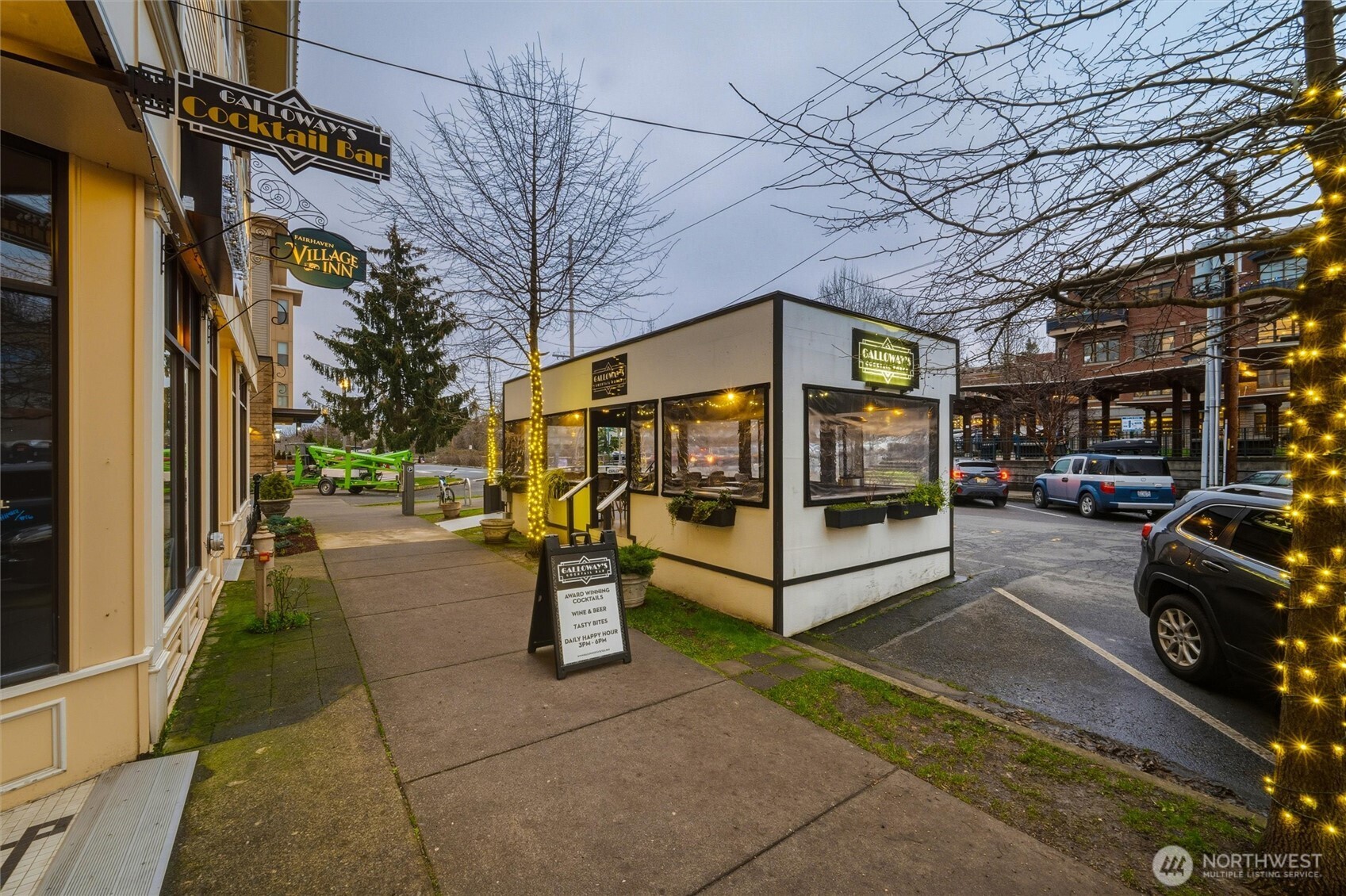 960 Harris Avenue, Unit 307 Bellingham, WA 98225 - Photo 35 of 38