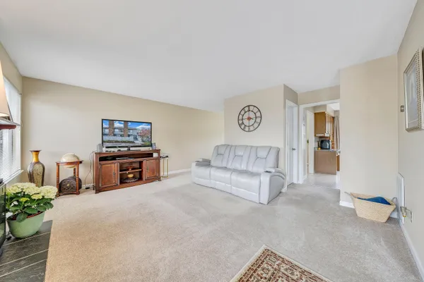 $295,000 | 2437 South Clearing Road, Salem, VA 24153