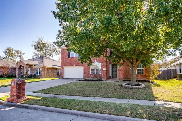 $409,900 | 2116 Windcastle Drive, Mansfield, TX 76063