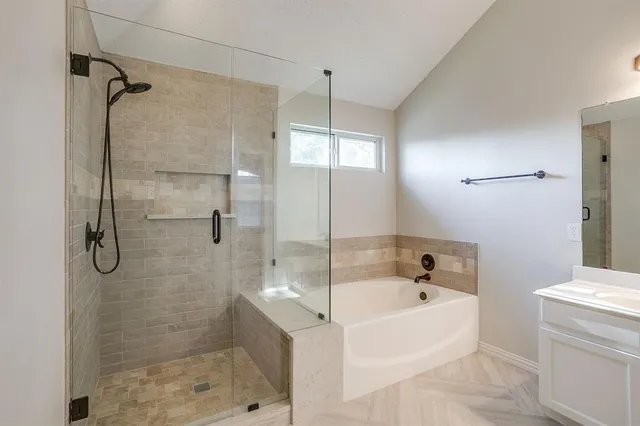 $409,900 | 2116 Windcastle Drive, Mansfield, TX 76063