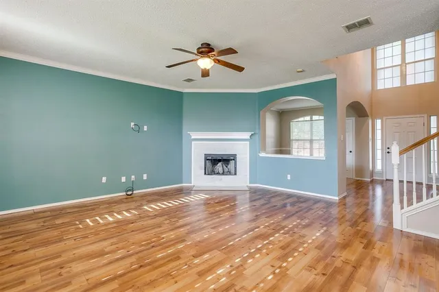 $409,900 | 2116 Windcastle Drive, Mansfield, TX 76063