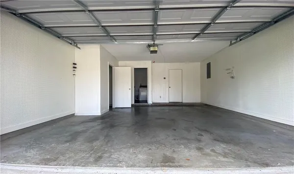 $1,600 | 3009 Goldcrest Avenue, McAllen, TX 78504