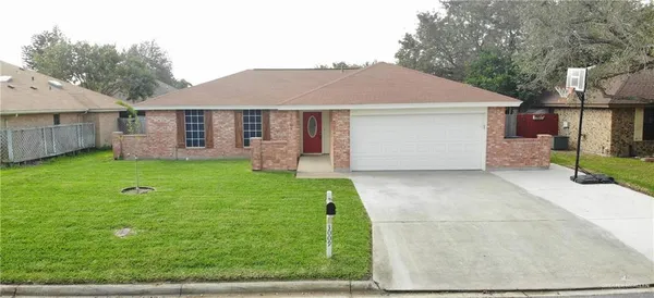 $1,600 | 3009 Goldcrest Avenue, McAllen, TX 78504