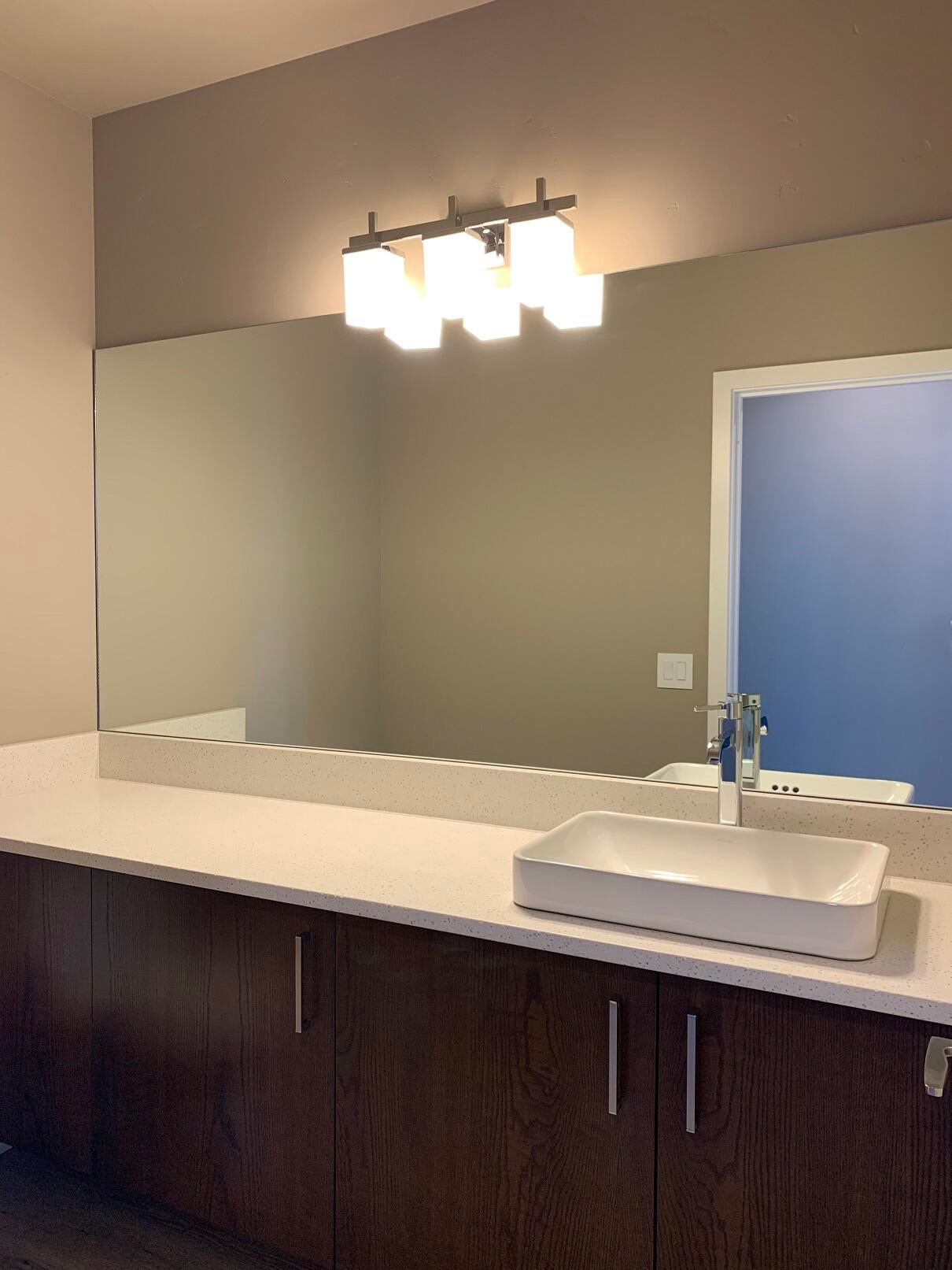 19195 Gateway Loop Bend, OR 97702 - Photo 13 of 30 Powder bath