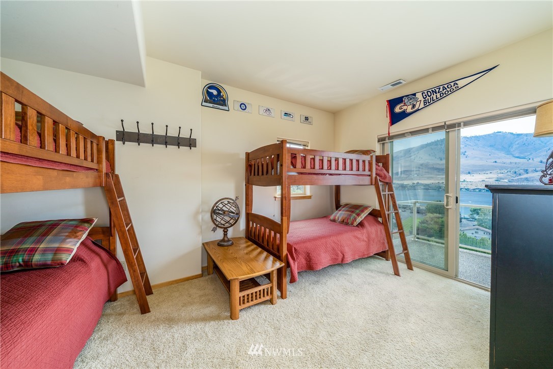 916 West Parkview Road Chelan, WA 98816 - Photo 19 of 25 Gallery Image 19