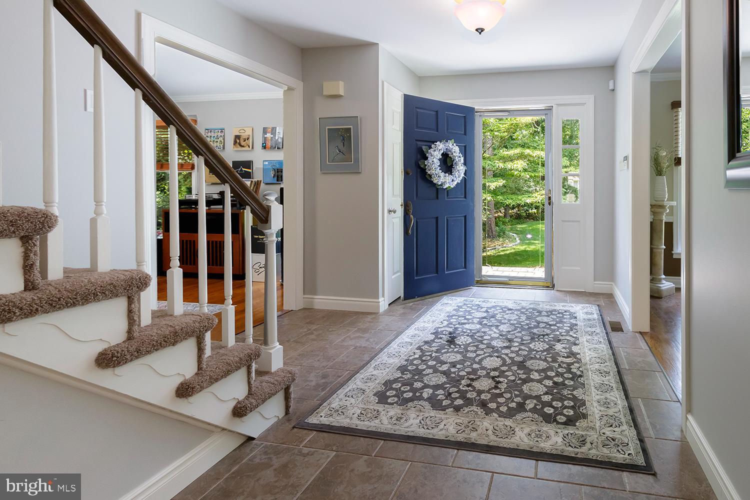 6 Cobblestone Lane Shamong, NJ 08088 - Photo 5 of 36 Foyer entry