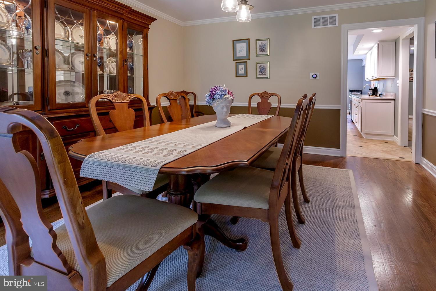 6 Cobblestone Lane Shamong, NJ 08088 - Photo 8 of 36 Dining room