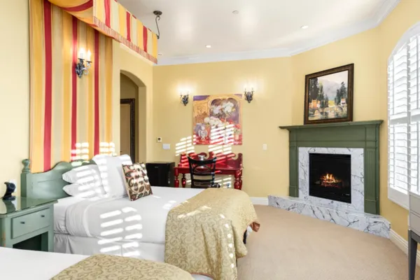 $2,399,000 | 1210 Arden Hills Lane, Sacramento, CA 95864